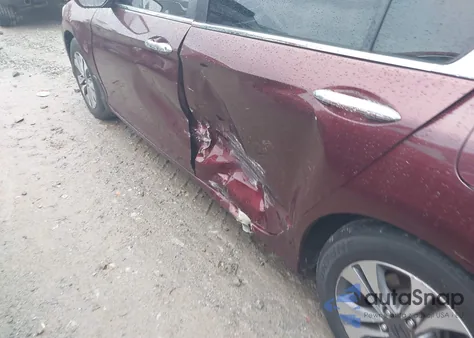 2013 Honda Accord Lx z USA, uszkodzony, nr VIN 1HGCR2F37DA082004